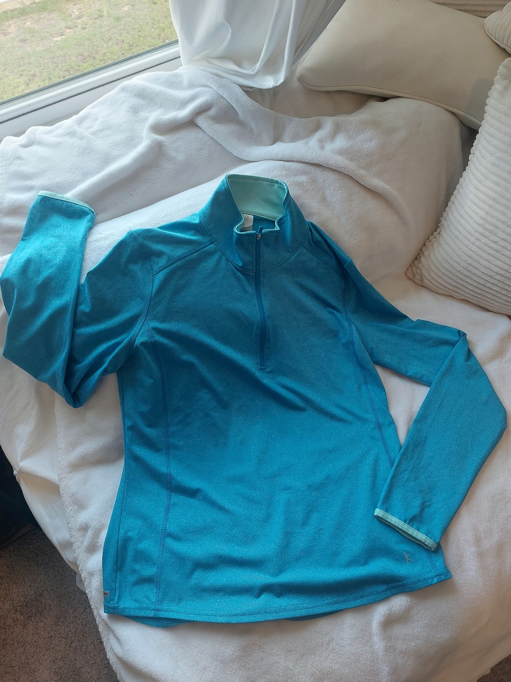Danskin Now Blue Zip-Neck Long Sleeve Active Top (Size M)